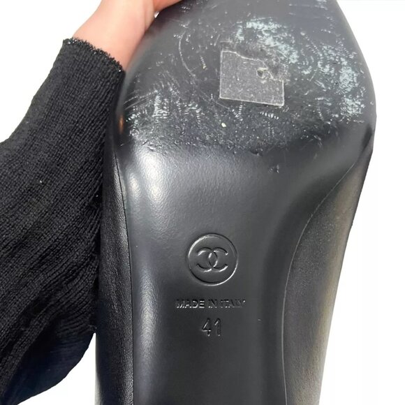 $1575 Chanel 21A Black Leather Velvet Toe Cap Logo Gold Strap Ankle Boot 10.5/41 - Picture 10 of 15